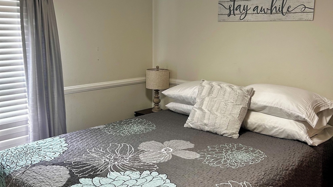 Photo of Bedroom in Jonesville