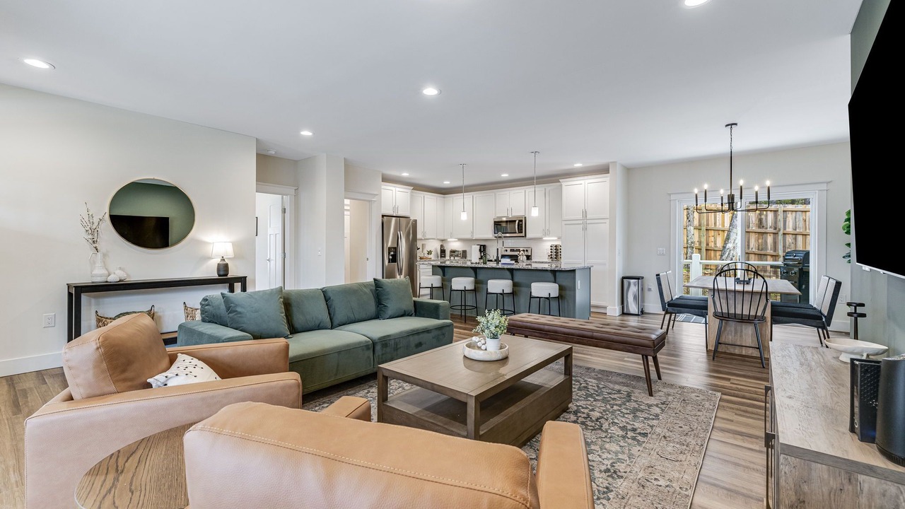 Photo of Livingroom in Fairview