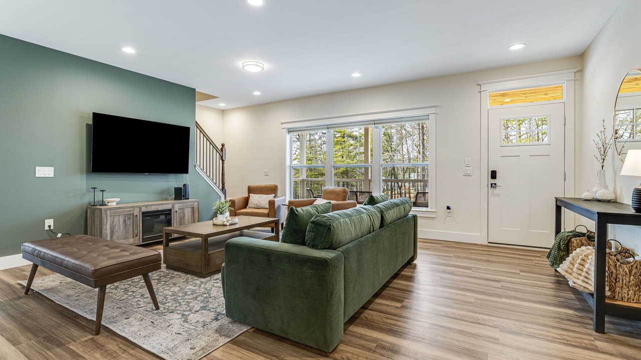 Photo of Livingroom in Fairview