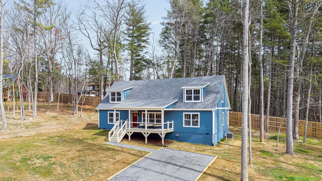 Photo of Outdoor in Fairview