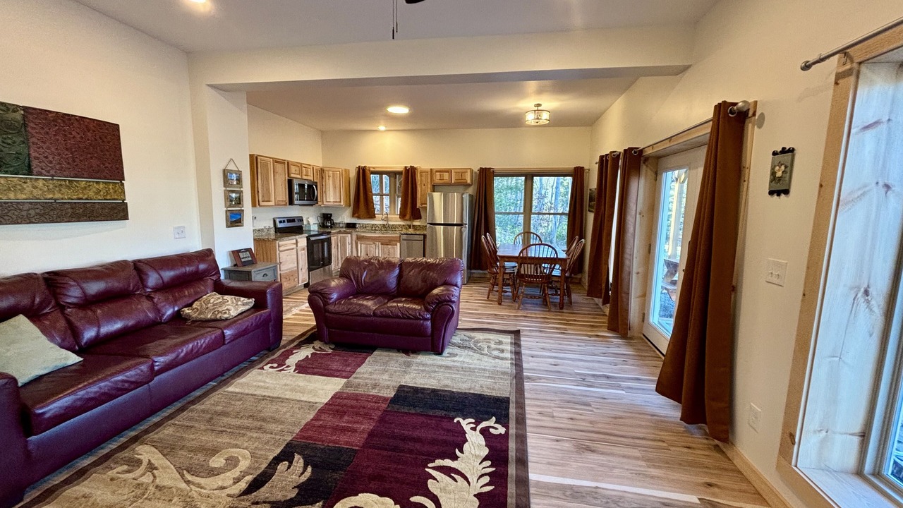 Photo of Livingroom in Fairview