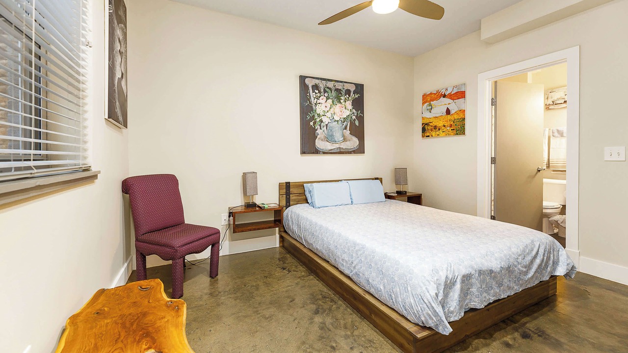 Photo of Bedroom in Roanoke