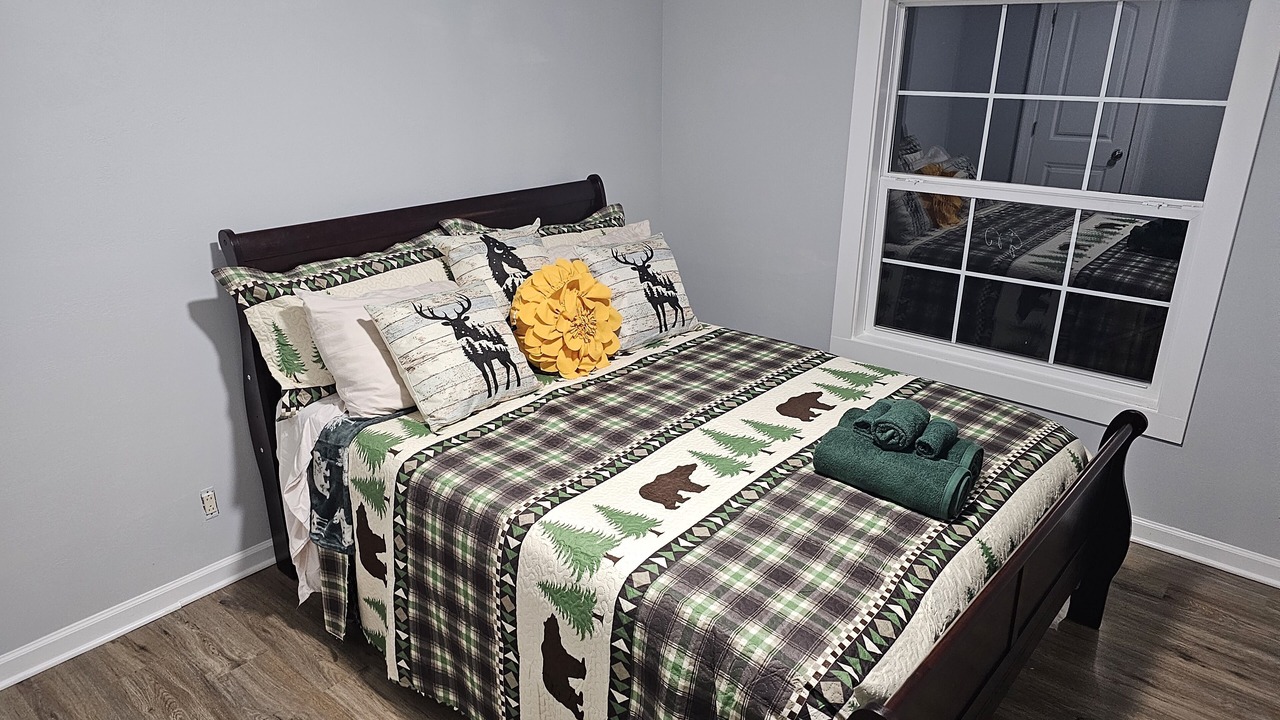 Photo of Bedroom in Bakersville