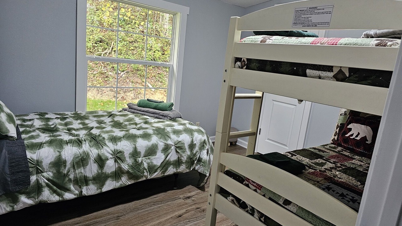 Photo of Bedroom in Bakersville