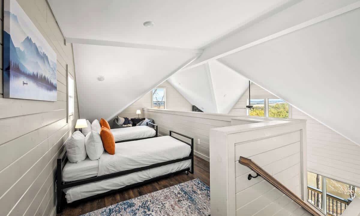 Photo of Bedroom in Sevierville