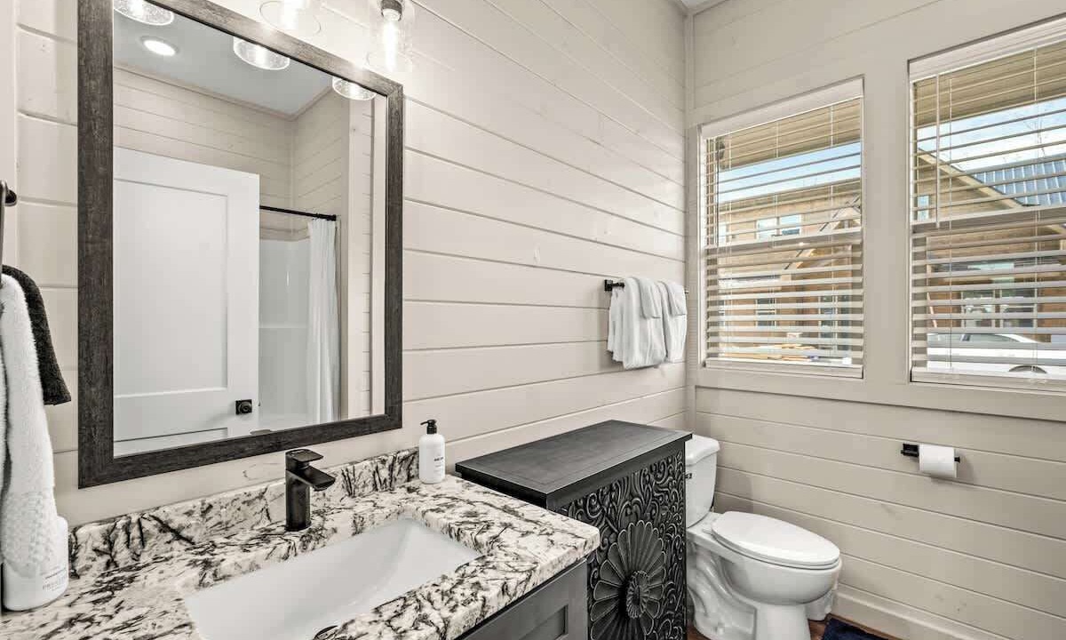 Photo of Bathroom in Sevierville