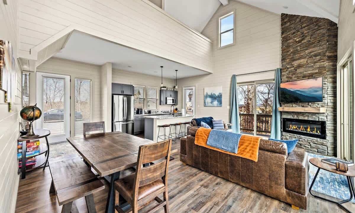 Photo of Livingroom in Sevierville