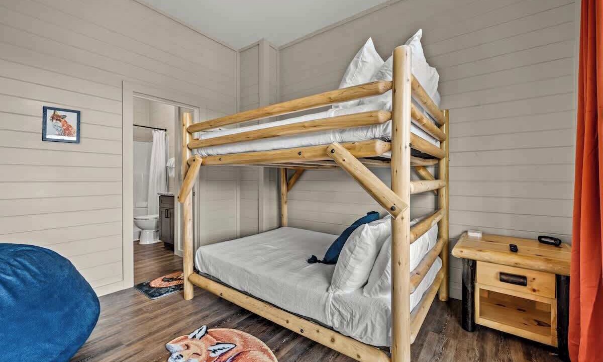 Photo of Bedroom in Sevierville