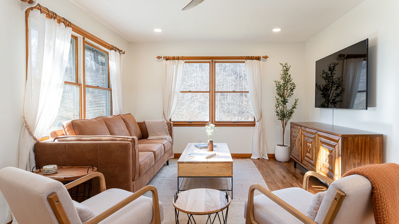 Photo of Livingroom in Burnsville