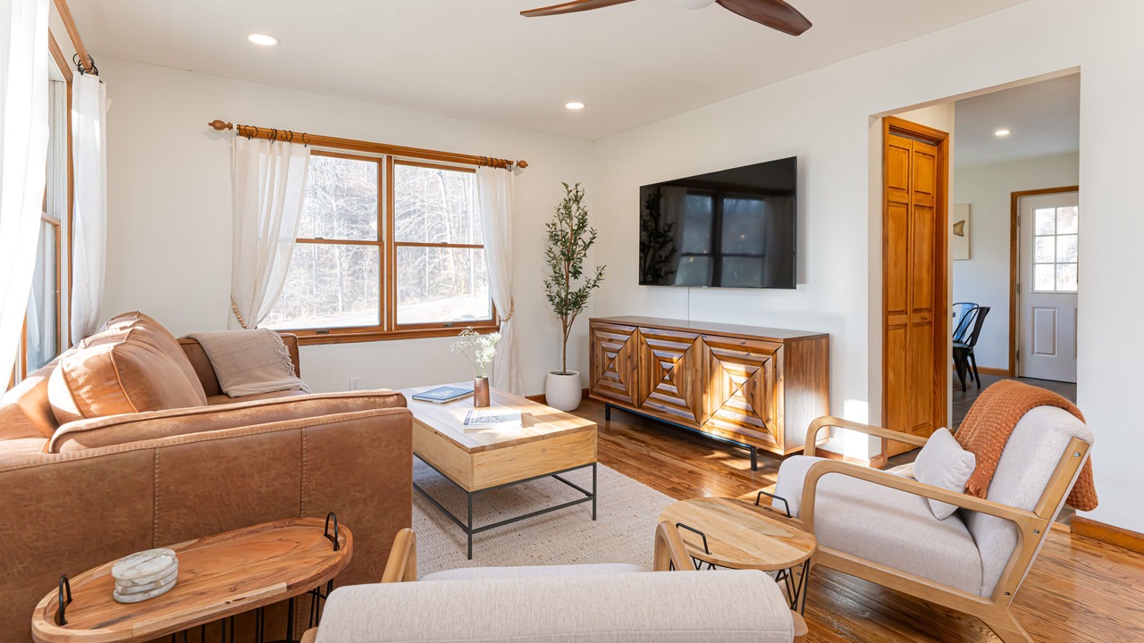 Photo of Livingroom in Burnsville