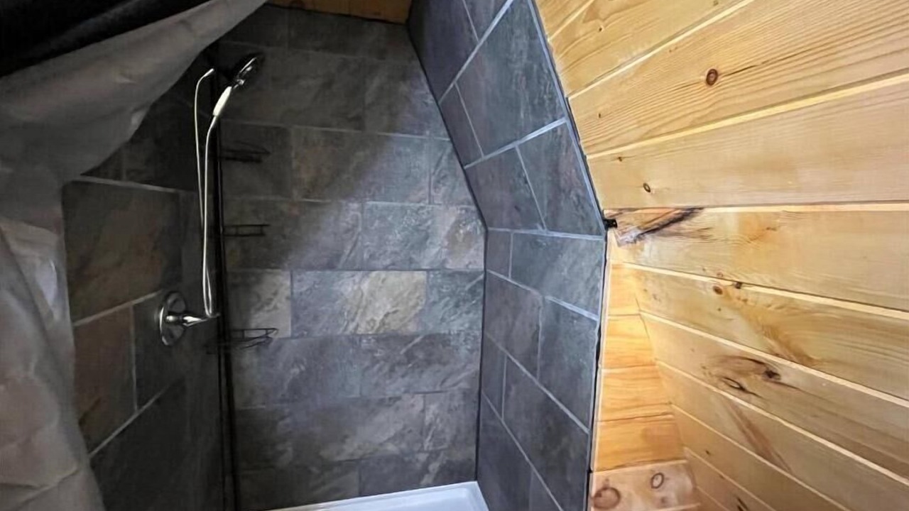 Photo of Bathroom in Campton