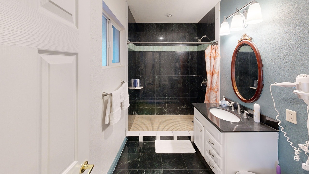 Photo of Bathroom in Glen Heather Estates