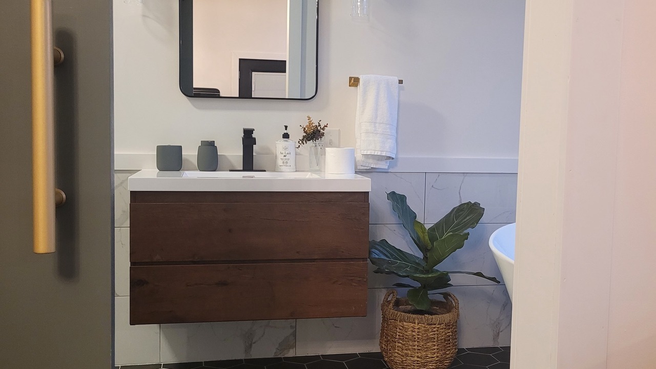 Photo of Bathroom in Swanton