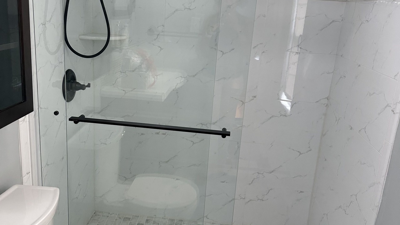 Photo of Bathroom in Aspen Hill