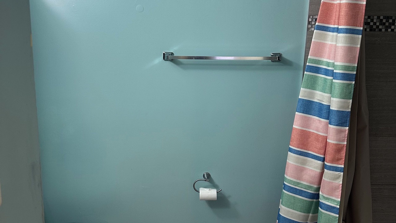 Photo of Bathroom in Aspen Hill