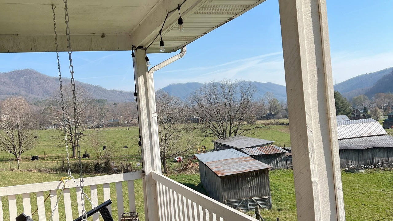 Photo of Patio Balcony in Hampton