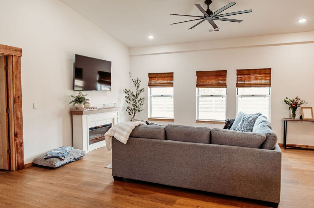 Photo of Livingroom in Jonesville