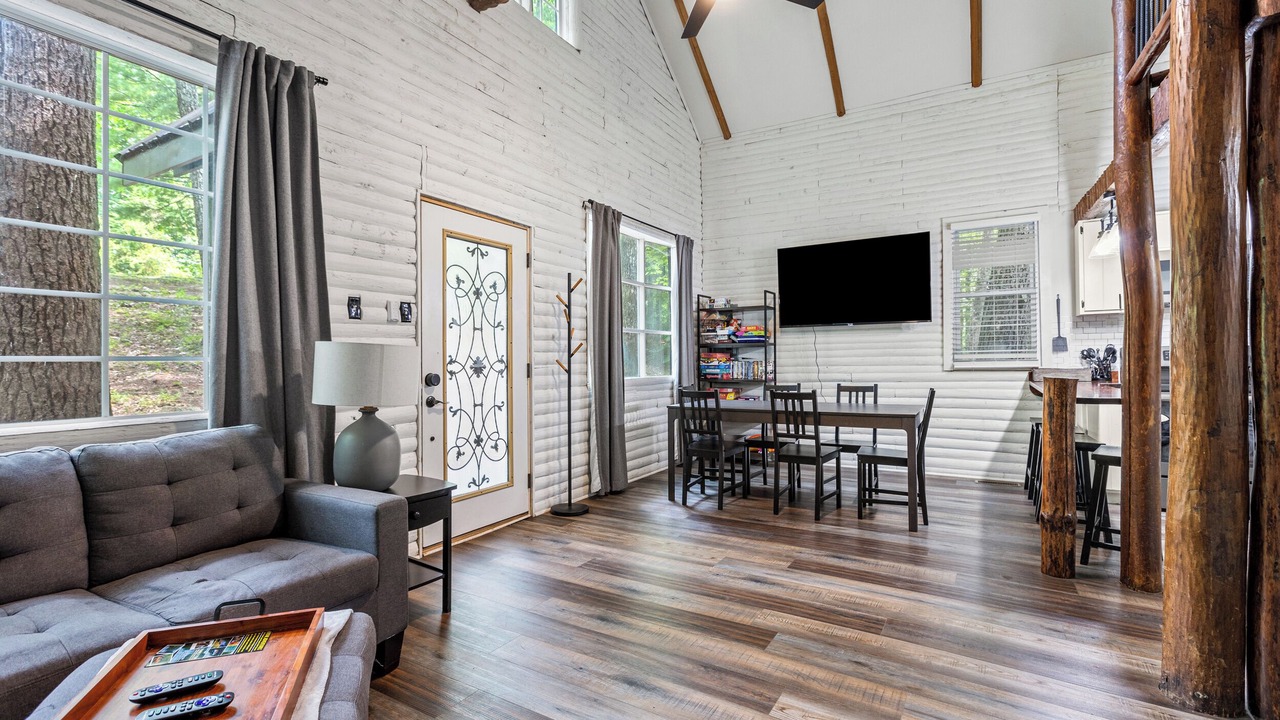 Photo of Livingroom in Rogers