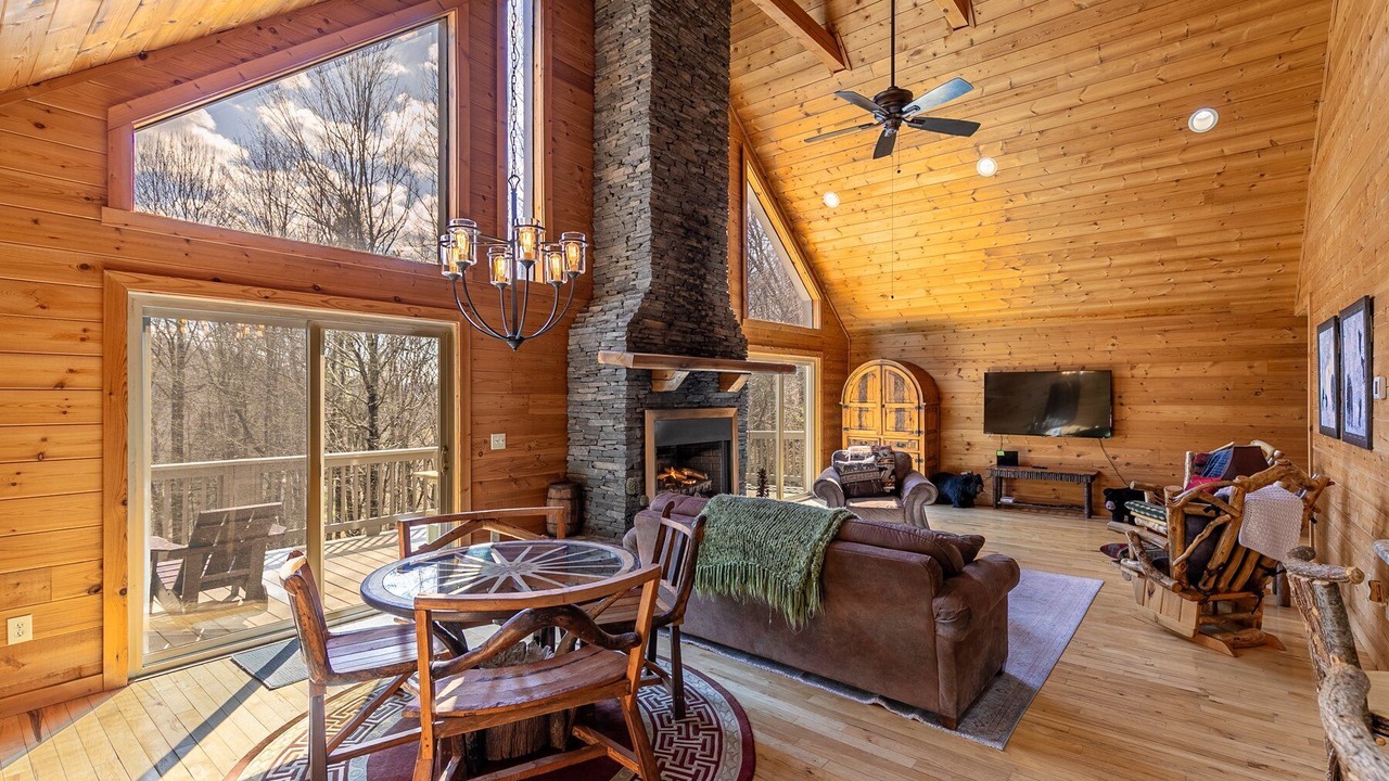 Photo of Livingroom in Fleetwood