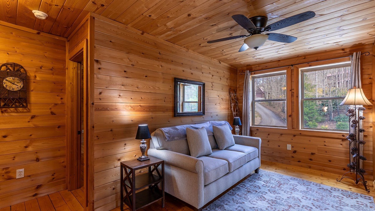 Photo of Livingroom in Fleetwood