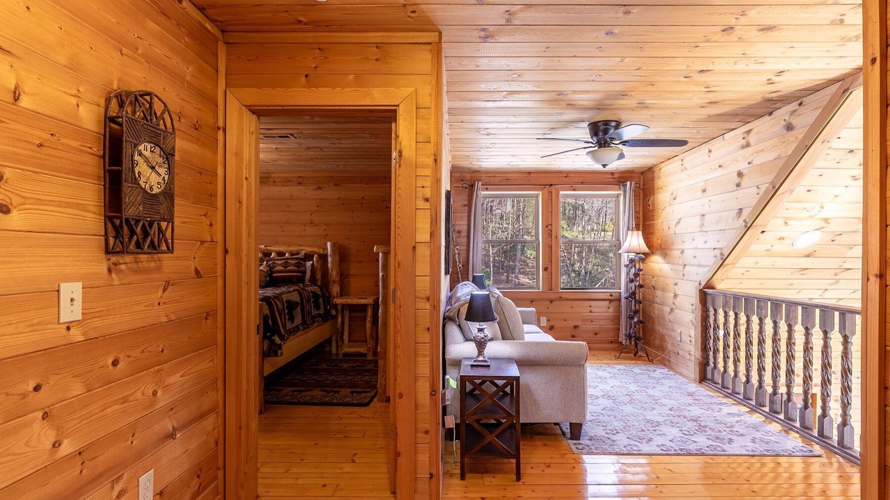 Photo of Livingroom in Fleetwood