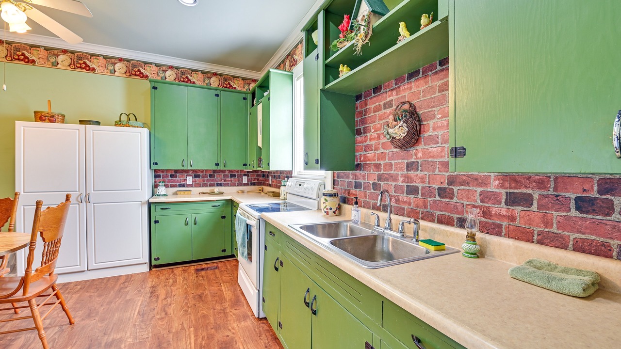 Photo of Kitchen in Elizaville