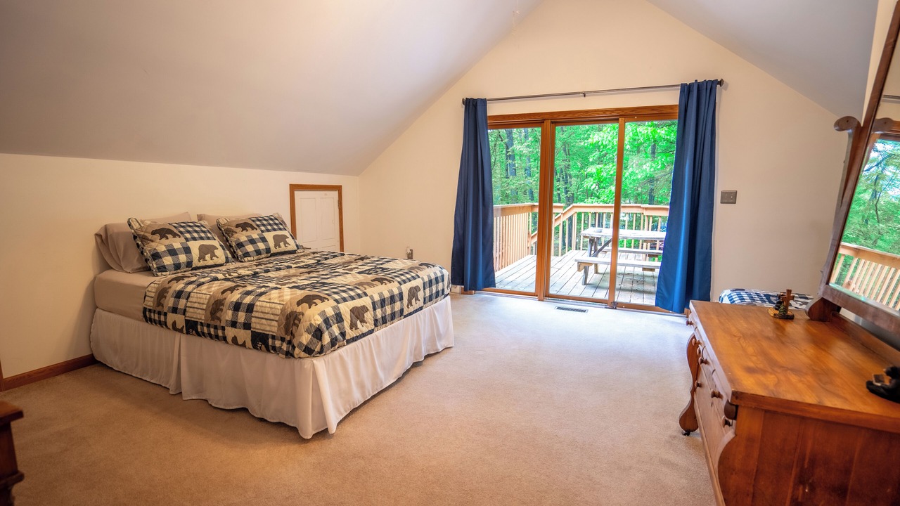 Photo of Bedroom in Berkeley Springs