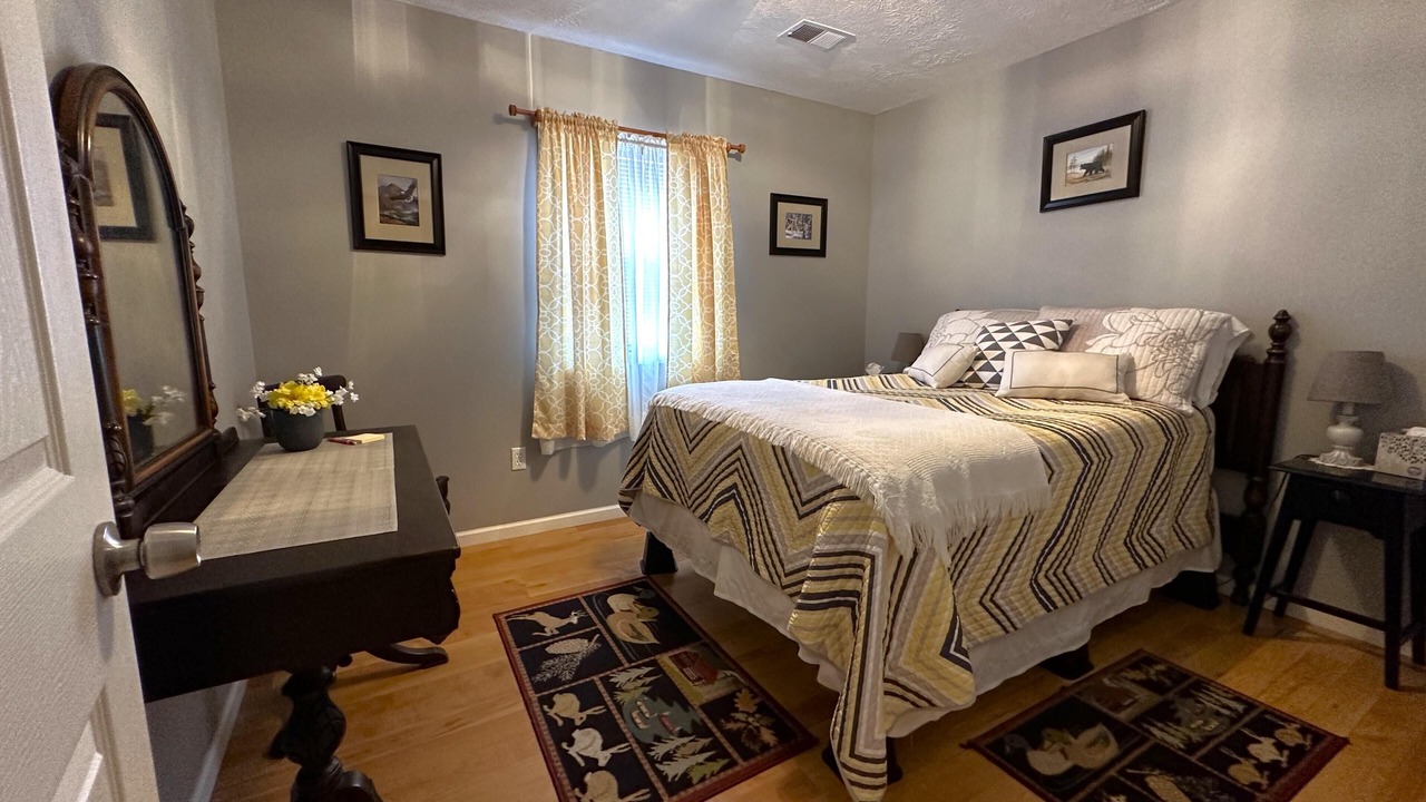 Photo of Bedroom in Rogers