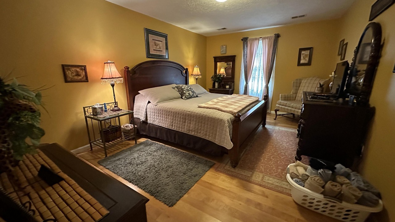 Photo of Bedroom in Rogers