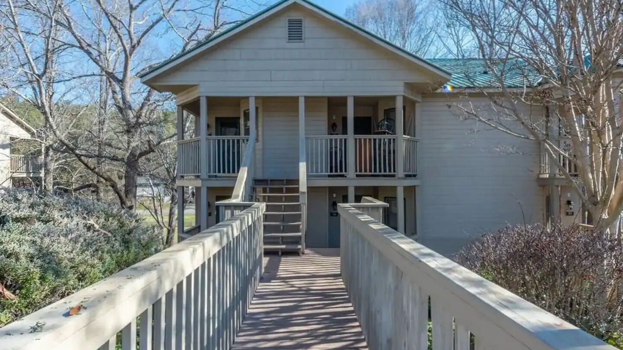 Photo of Patio Balcony in Lake Lure