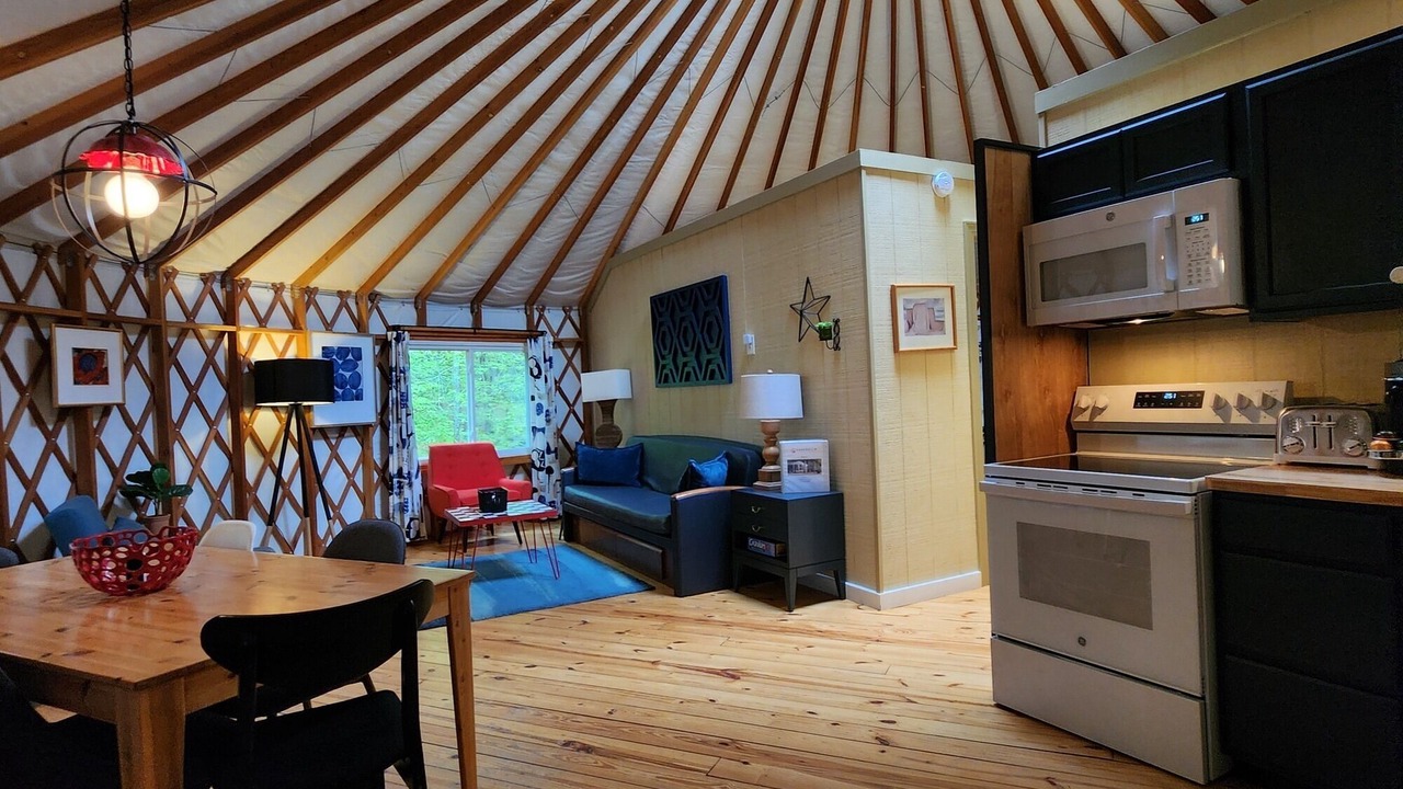 Photo of Livingroom in Mill Spring