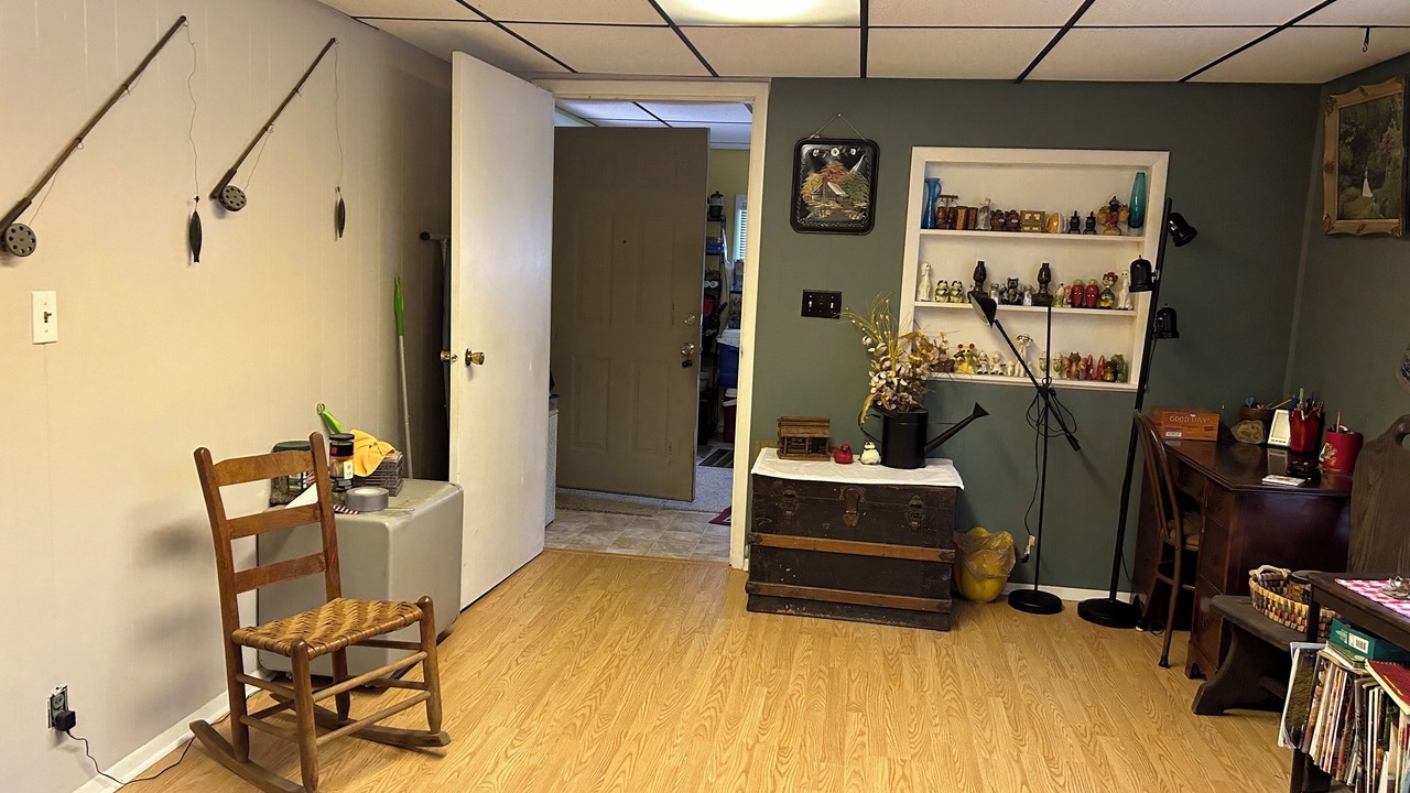 Photo of Others in Frametown