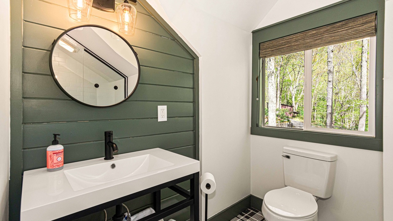 Photo of Bathroom in Banner Elk