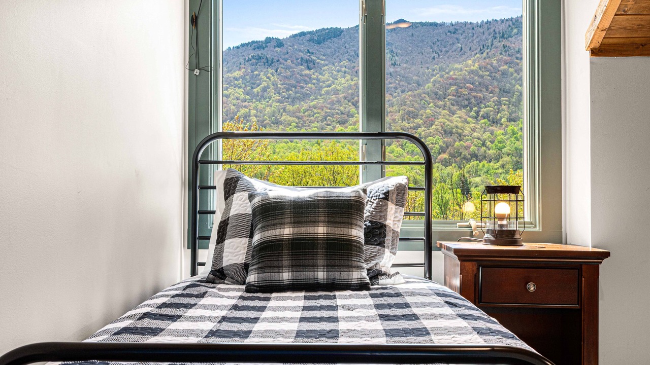 Photo of Bedroom in Banner Elk