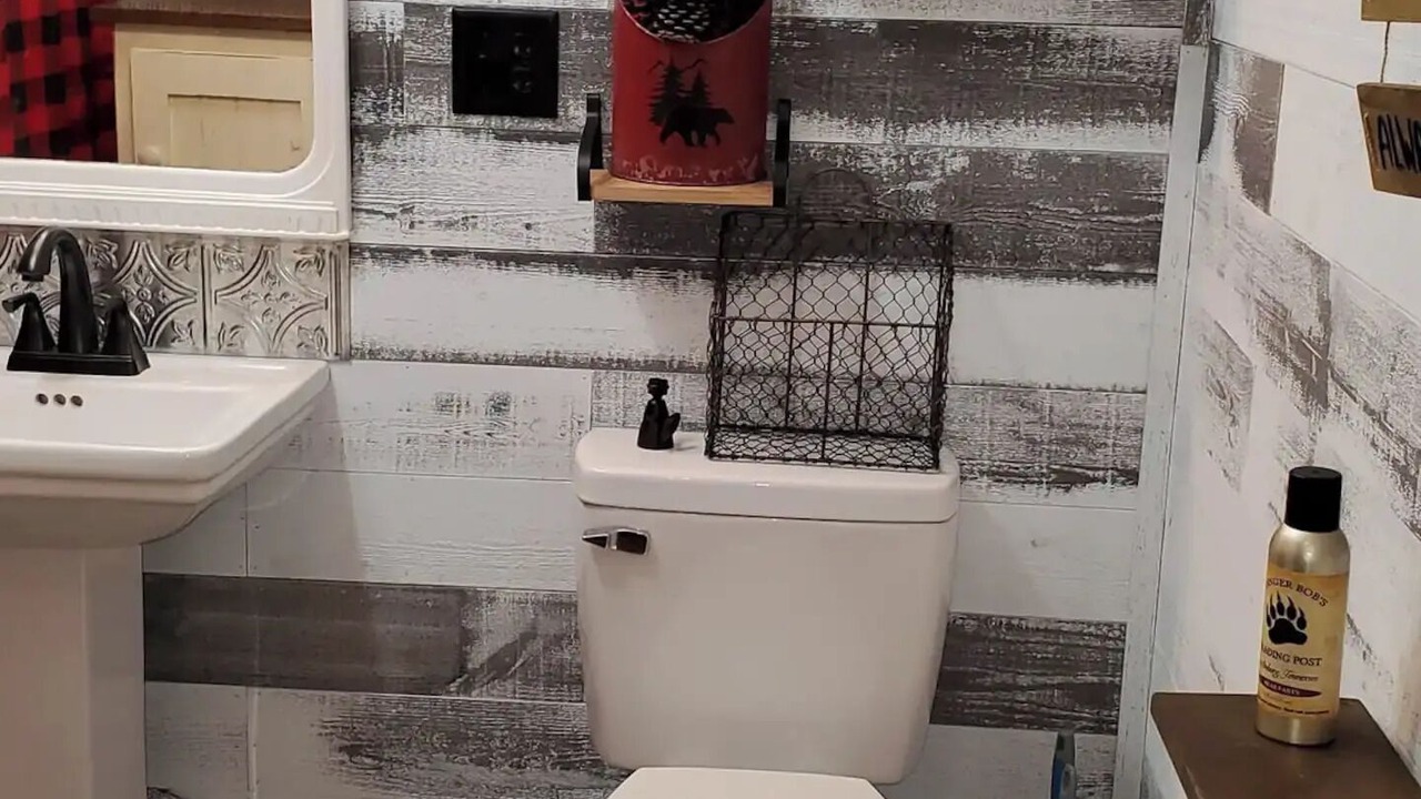 Photo of Bathroom in Smith