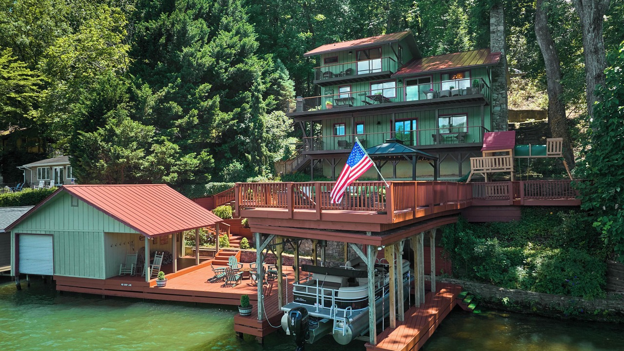 Photo of Outdoor in Lake Lure