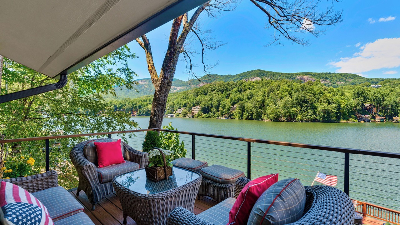 Photo of Outdoor in Lake Lure