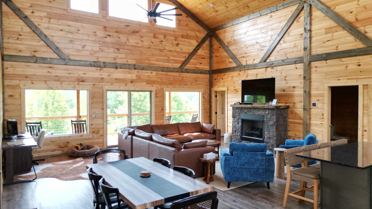 Photo of Livingroom in Rogers