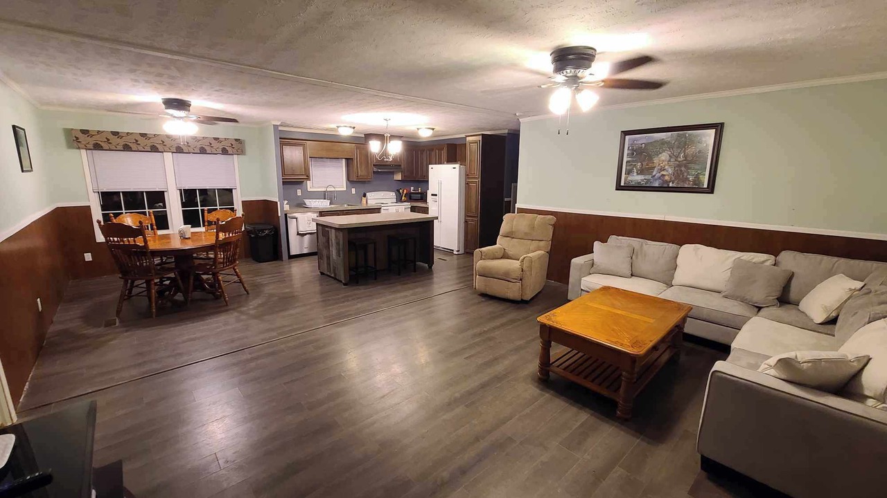 Photo of Livingroom in Yawkey