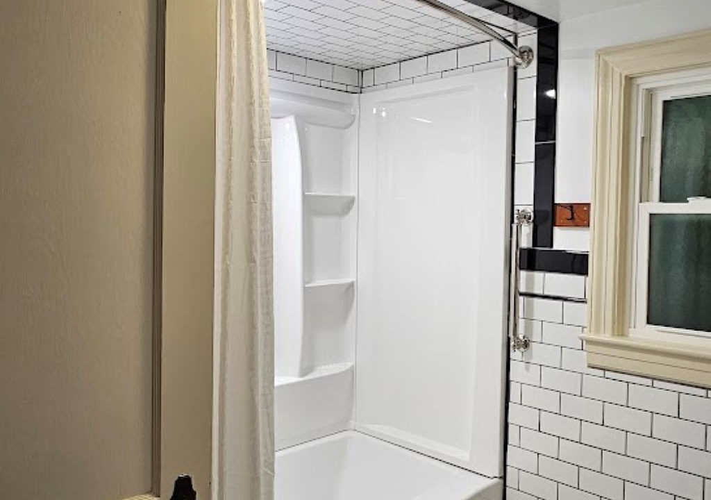 Photo of Bathroom in Morehead