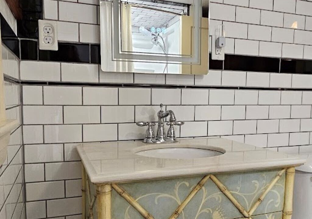 Photo of Bathroom in Morehead