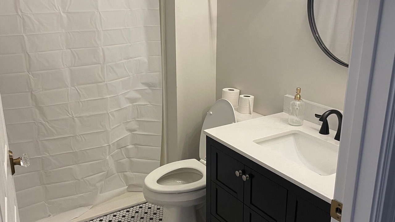 Photo of Bathroom in Williamstown