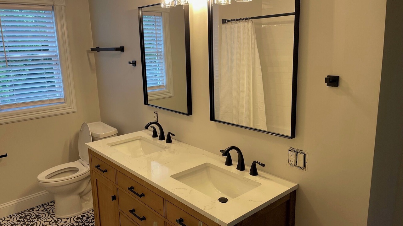 Photo of Bathroom in Williamstown