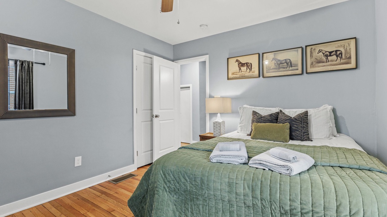 Photo of Bedroom in Northside District
