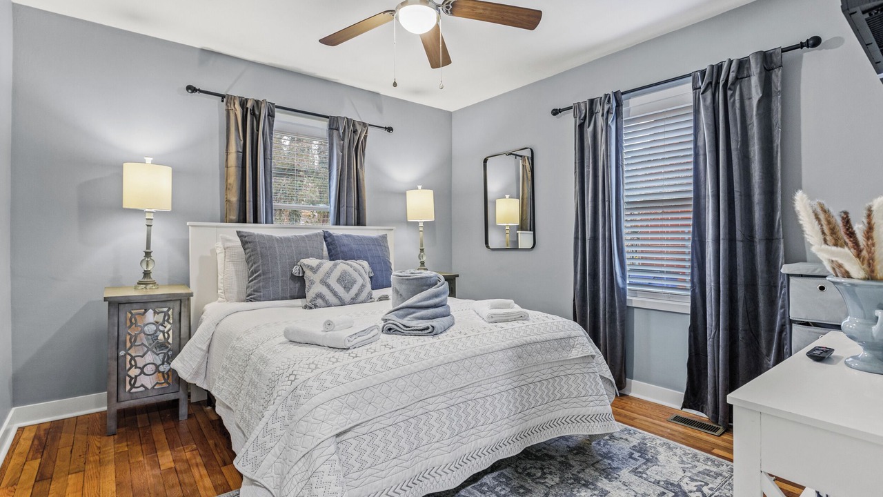 Photo of Bedroom in Northside District
