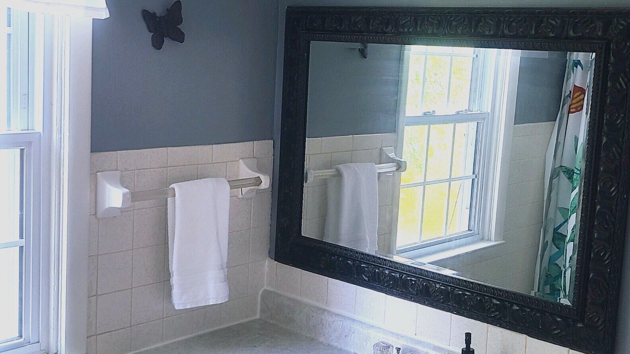 Photo of Bathroom in Dry Ridge