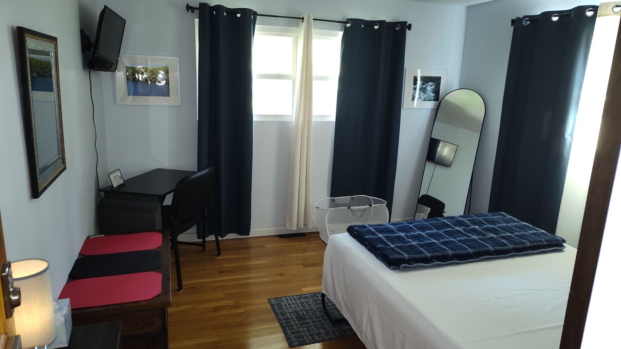 Photo of Bedroom in Haysi
