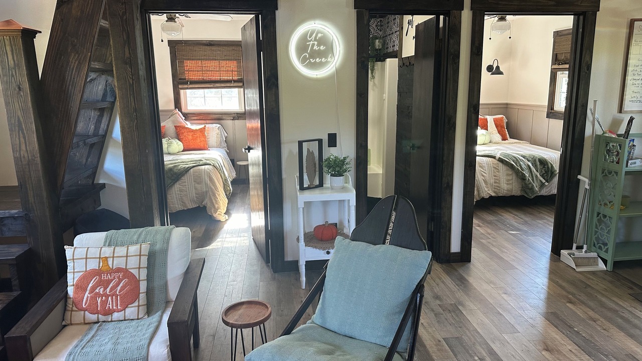 Photo of Bedroom in Laurel Springs