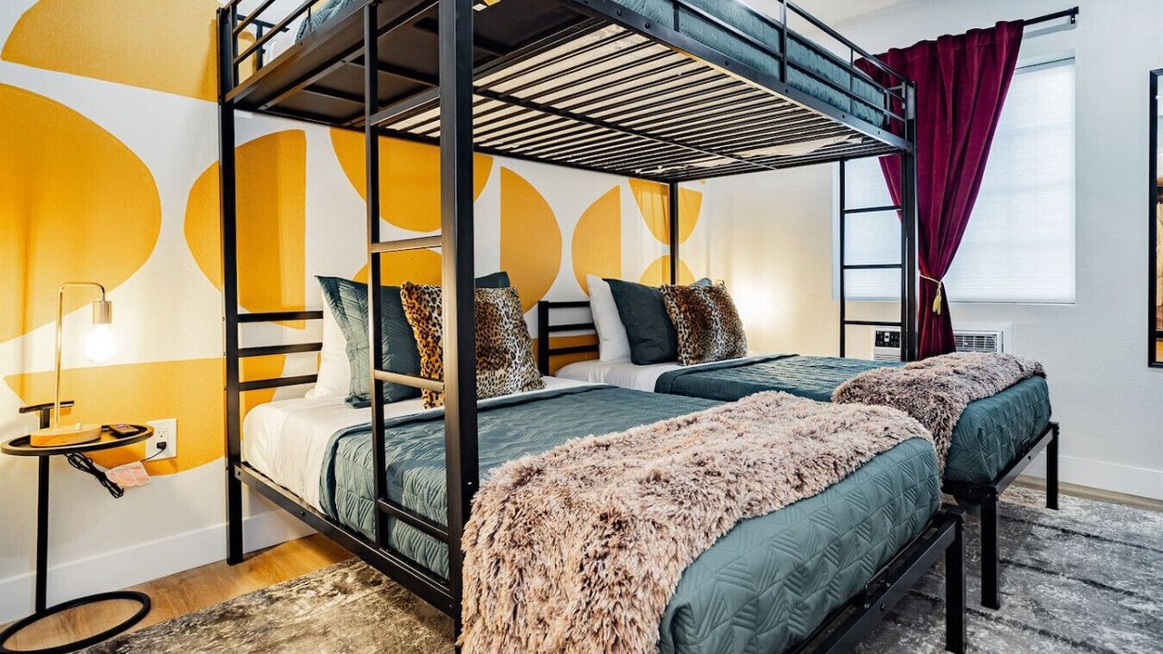 Photo of Bedroom in Gateway District