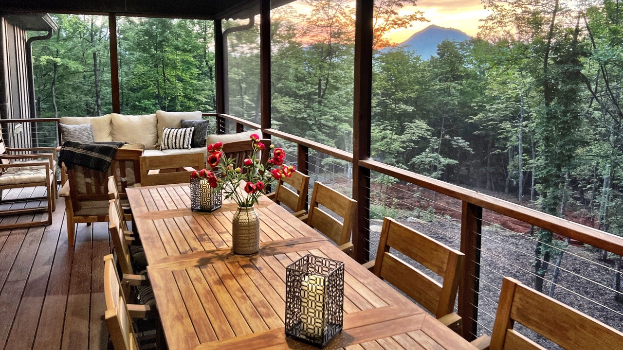 Photo of Bedroom in Lake Lure